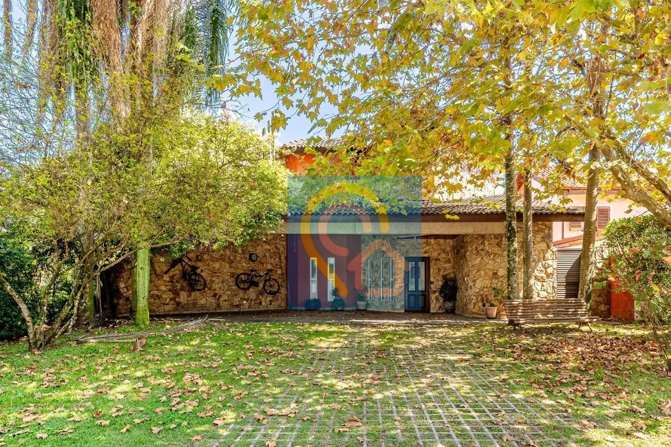 Foto 1 de Casa de Condomínio com 3 quartos à venda, 500m2 em Santana De Parnaiba - SP