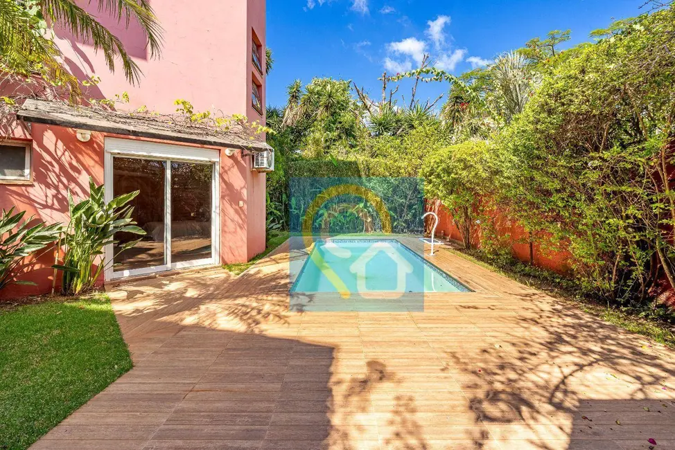 Foto 2 de Casa de Condomínio com 3 quartos à venda, 500m2 em Santana De Parnaiba - SP