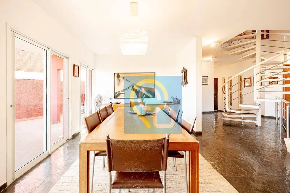 Casa de Condomínio com 3 quartos à venda, 500m2 em Santana De Parnaiba - SP - imagem 8 Foto 8 de Casa de Condomínio com 3 quartos à venda, 500m2 em Santana De Parnaiba - SP