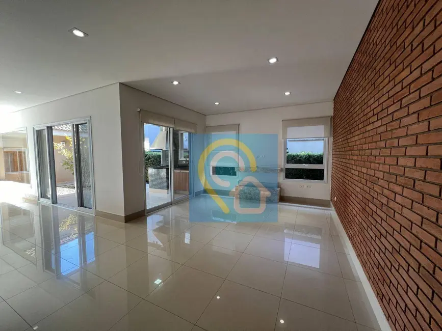 Foto 2 de Casa de Condomínio com 3 quartos à venda, 490m2 em Santana De Parnaiba - SP