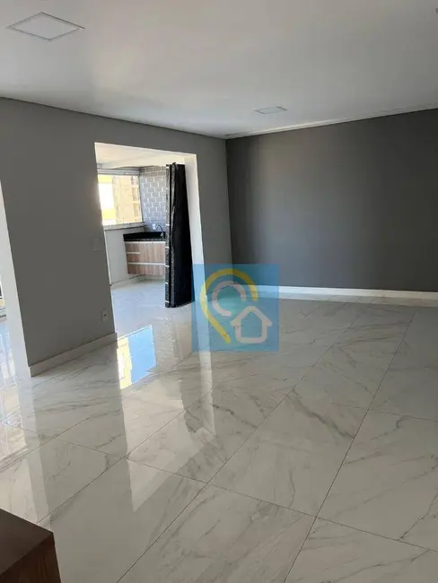 Apartamento com 3 quartos para alugar, 164m2 em Alphaville Industrial, Barueri - SP - imagem 4 Foto 4 de Apartamento com 3 quartos para alugar, 164m2 em Alphaville Industrial, Barueri - SP