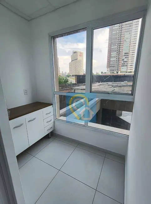 Foto 4 de Sala Comercial para alugar, 47m2 em Alphaville Conde II, Barueri - SP