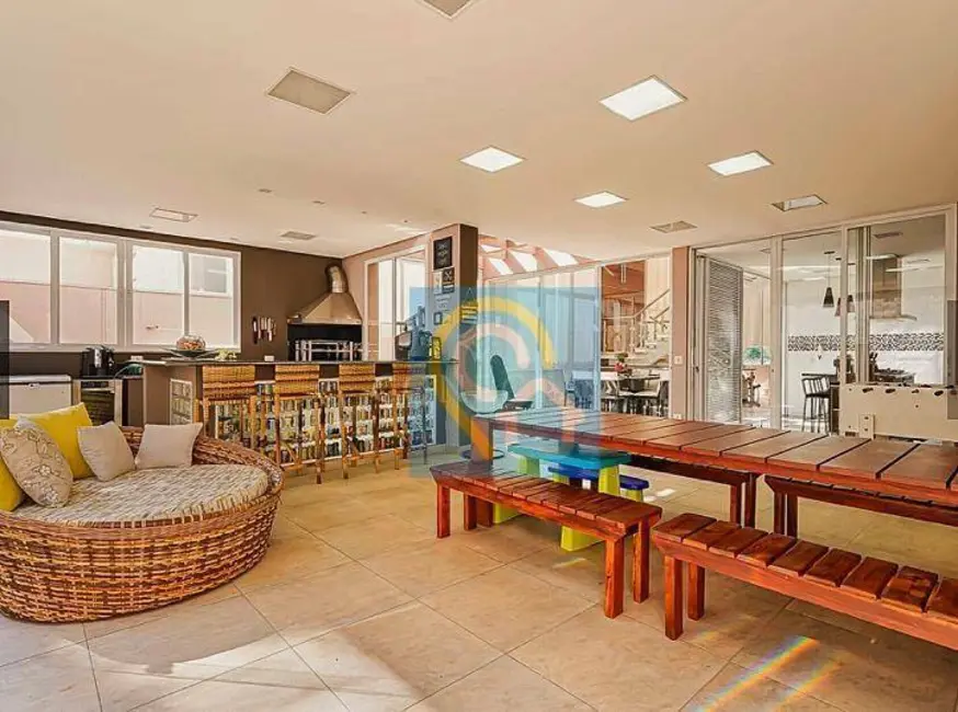 Foto 3 de Casa de Condomínio com 4 quartos à venda e para alugar, 440m2 em Santana De Parnaiba - SP