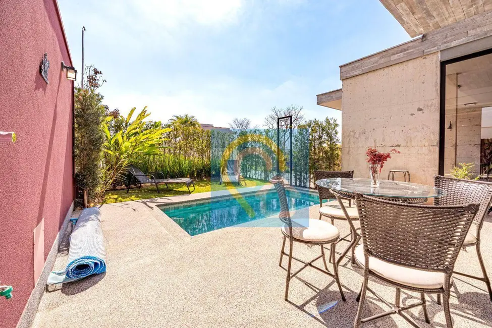 Foto 3 de Casa de Condomínio com 3 quartos à venda, 420m2 em Santana De Parnaiba - SP