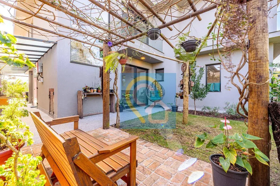 Foto 9 de Casa de Condomínio com 3 quartos à venda, 420m2 em Santana De Parnaiba - SP