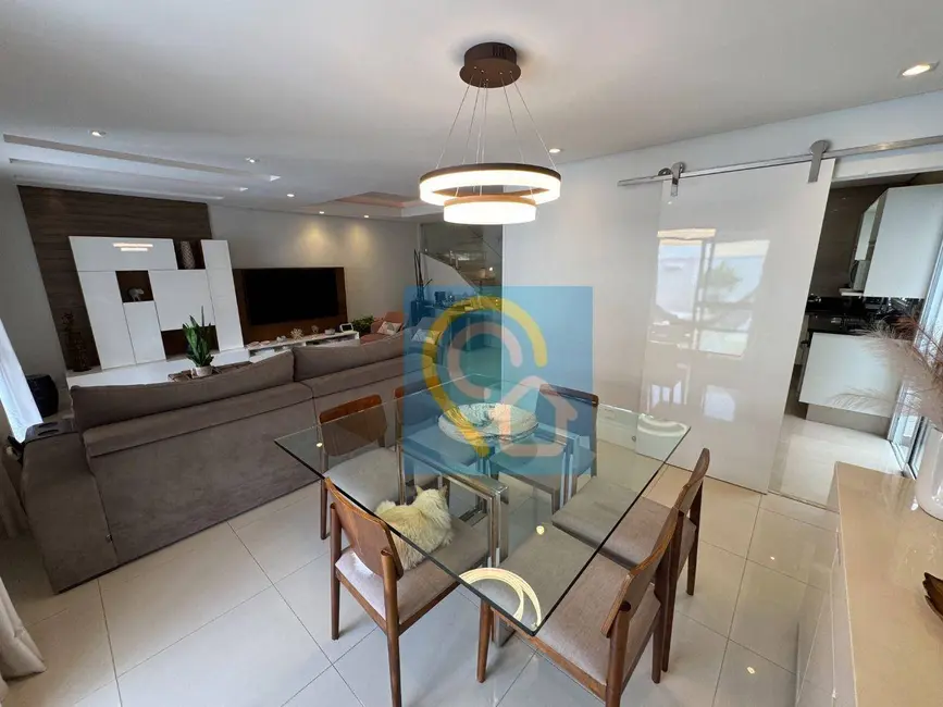 Foto 7 de Casa de Condomínio com 4 quartos à venda, 290m2 em Santana De Parnaiba - SP