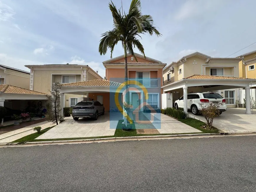 Foto 1 de Casa de Condomínio com 4 quartos à venda, 290m2 em Santana De Parnaiba - SP