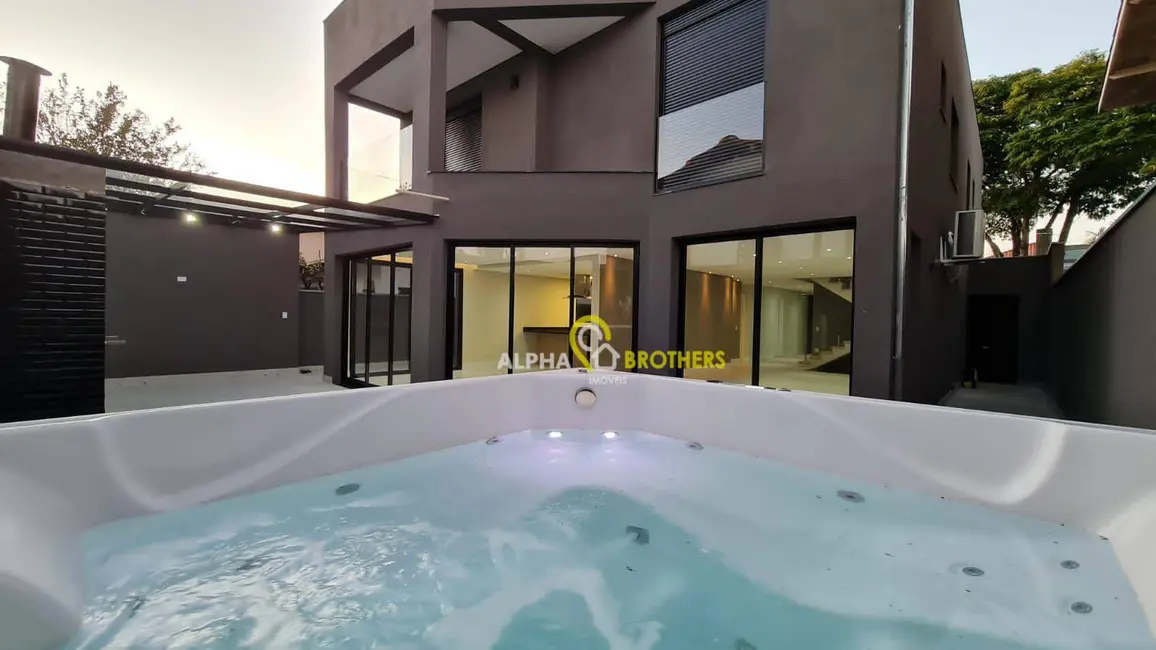 Casa de Condomínio com 4 quartos à venda, 302m2 em Santana De Parnaiba - SP - imagem 6 Foto 6 de Casa de Condomínio com 4 quartos à venda, 302m2 em Santana De Parnaiba - SP