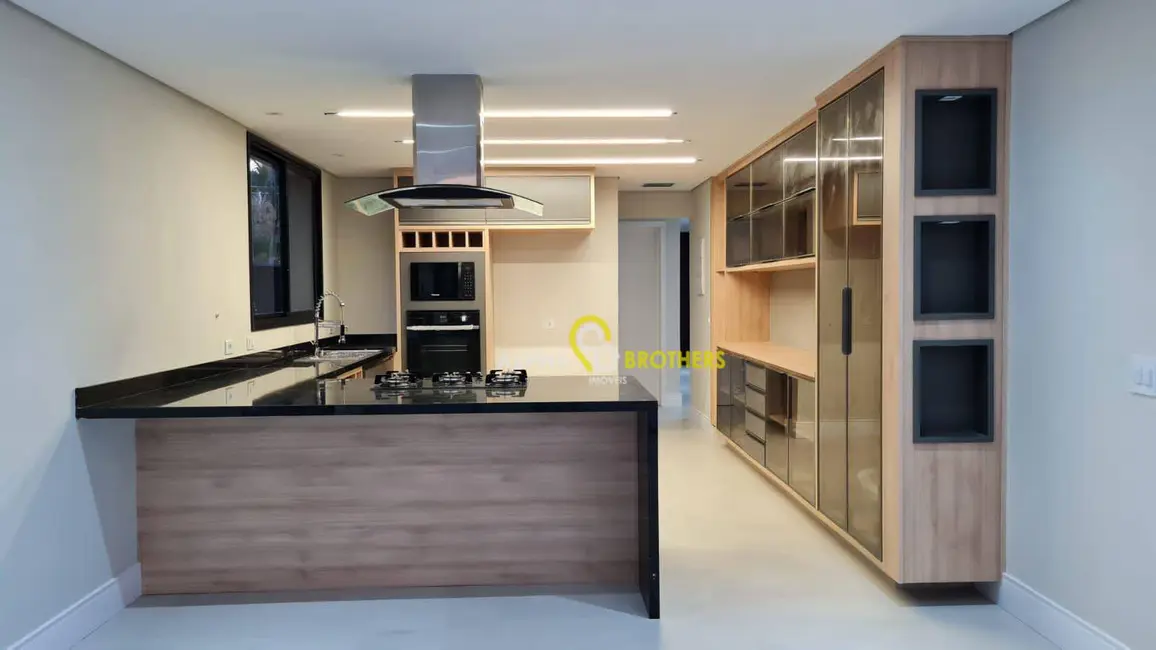 Casa de Condomínio com 4 quartos à venda, 302m2 em Santana De Parnaiba - SP - imagem 9 Foto 9 de Casa de Condomínio com 4 quartos à venda, 302m2 em Santana De Parnaiba - SP