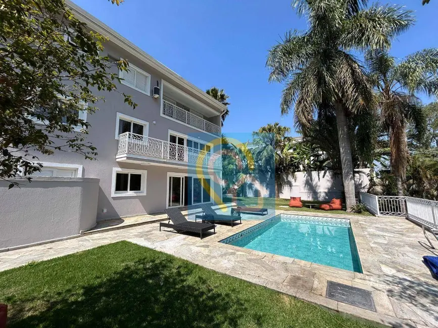 Foto 3 de Casa de Condomínio com 4 quartos à venda e para alugar, 1400m2 em Residencial Tamboré, Barueri - SP