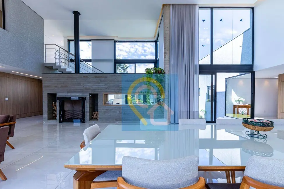 Foto 5 de Casa de Condomínio com 4 quartos à venda e para alugar, 1269m2 em Santana De Parnaiba - SP