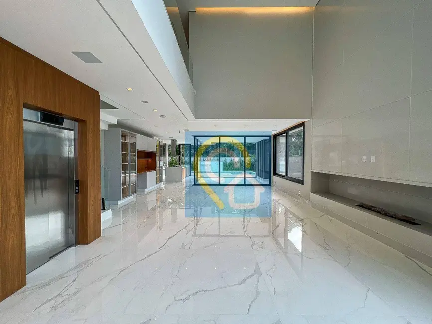 Casa de Condomínio com 4 quartos à venda, 505m2 em Santana De Parnaiba - SP - imagem 4 Foto 4 de Casa de Condomínio com 4 quartos à venda, 505m2 em Santana De Parnaiba - SP