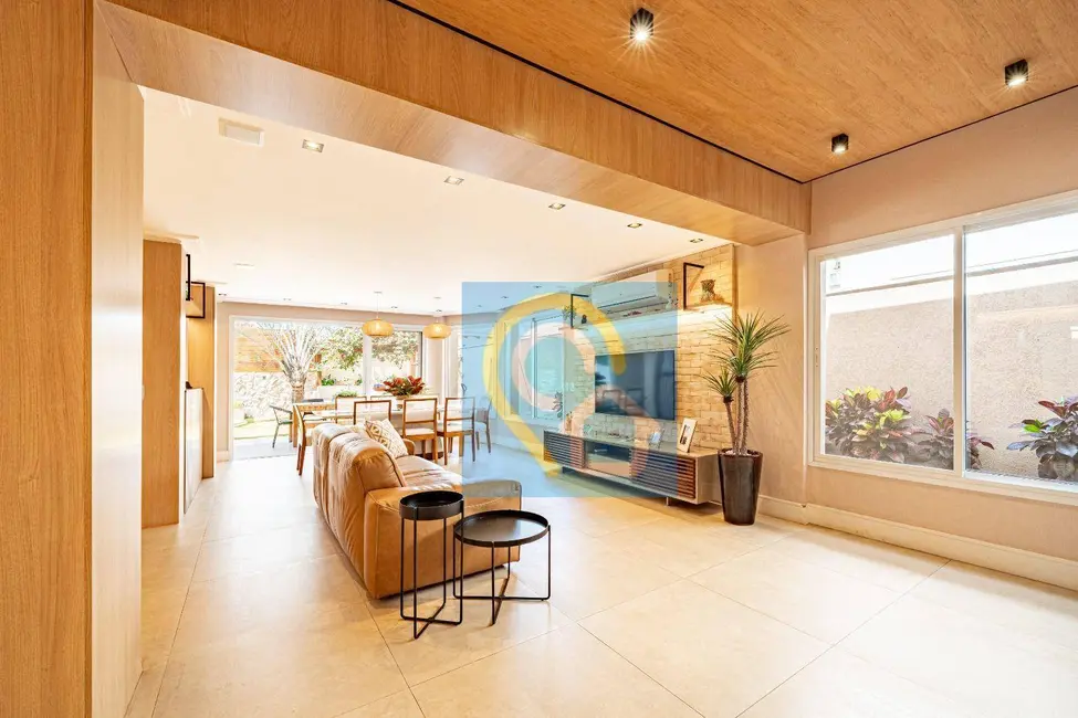 Foto 8 de Casa de Condomínio com 4 quartos à venda, 360m2 em Santana De Parnaiba - SP