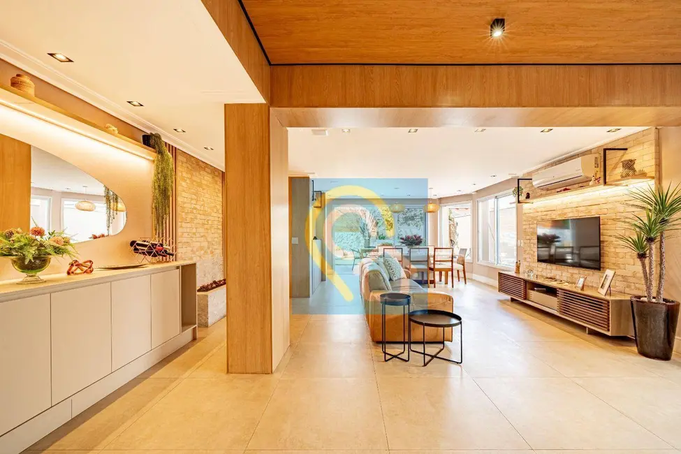 Foto 4 de Casa de Condomínio com 4 quartos à venda, 360m2 em Santana De Parnaiba - SP