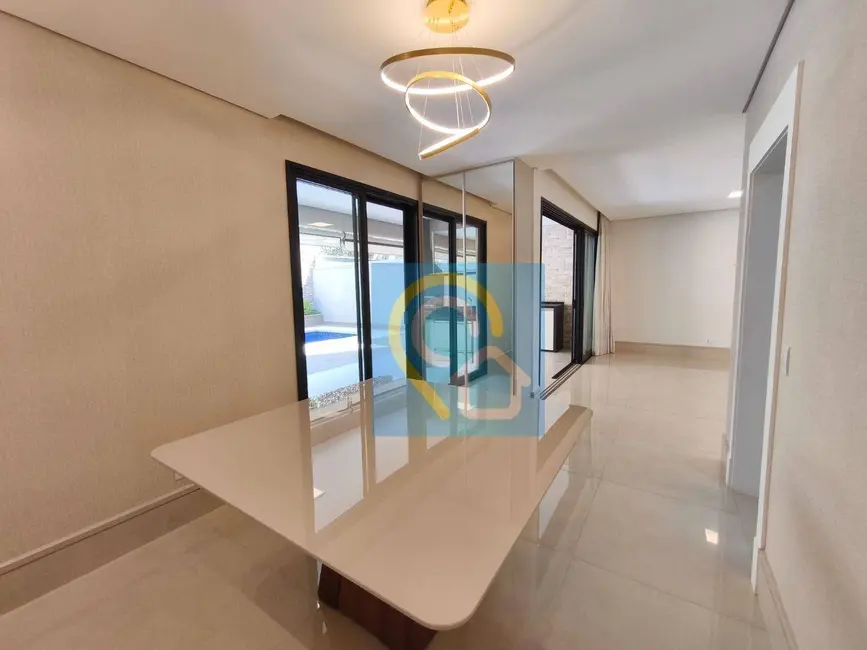 Foto 8 de Casa de Condomínio com 4 quartos à venda e para alugar, 360m2 em Santana De Parnaiba - SP