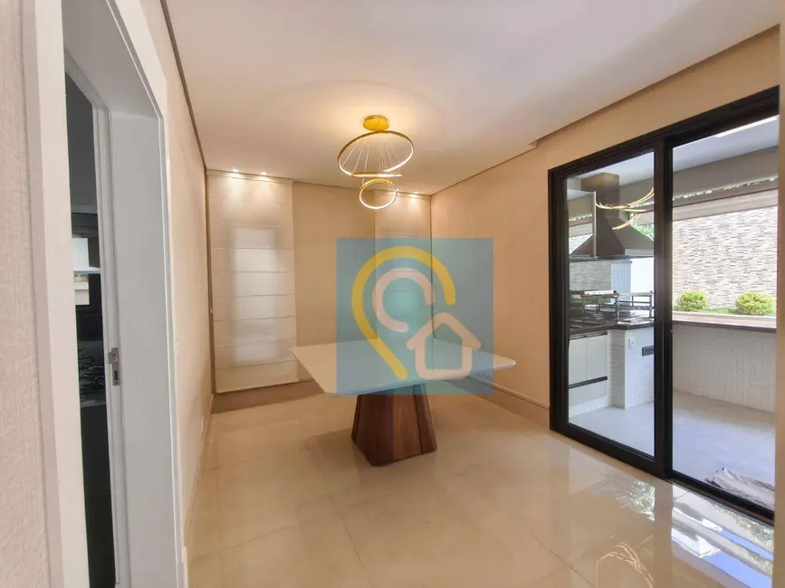 Foto 9 de Casa de Condomínio com 4 quartos à venda e para alugar, 360m2 em Santana De Parnaiba - SP