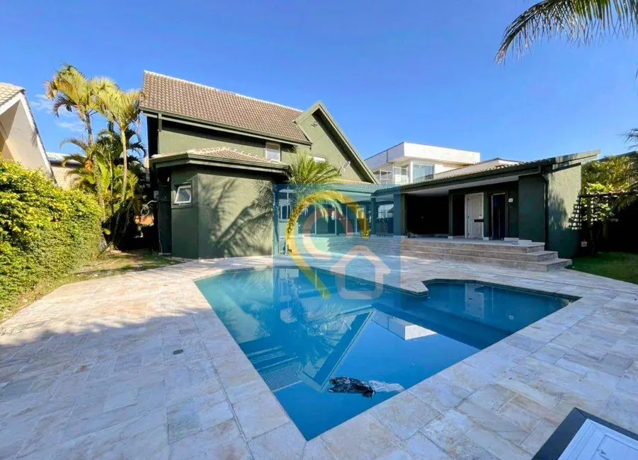 Foto 2 de Casa de Condomínio com 4 quartos à venda e para alugar, 766m2 em Santana De Parnaiba - SP