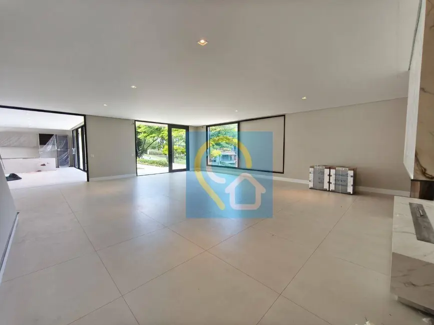 Casa de Condomínio com 5 quartos à venda, 1280m2 em Santana De Parnaiba - SP - imagem 7 Foto 7 de Casa de Condomínio com 5 quartos à venda, 1280m2 em Santana De Parnaiba - SP