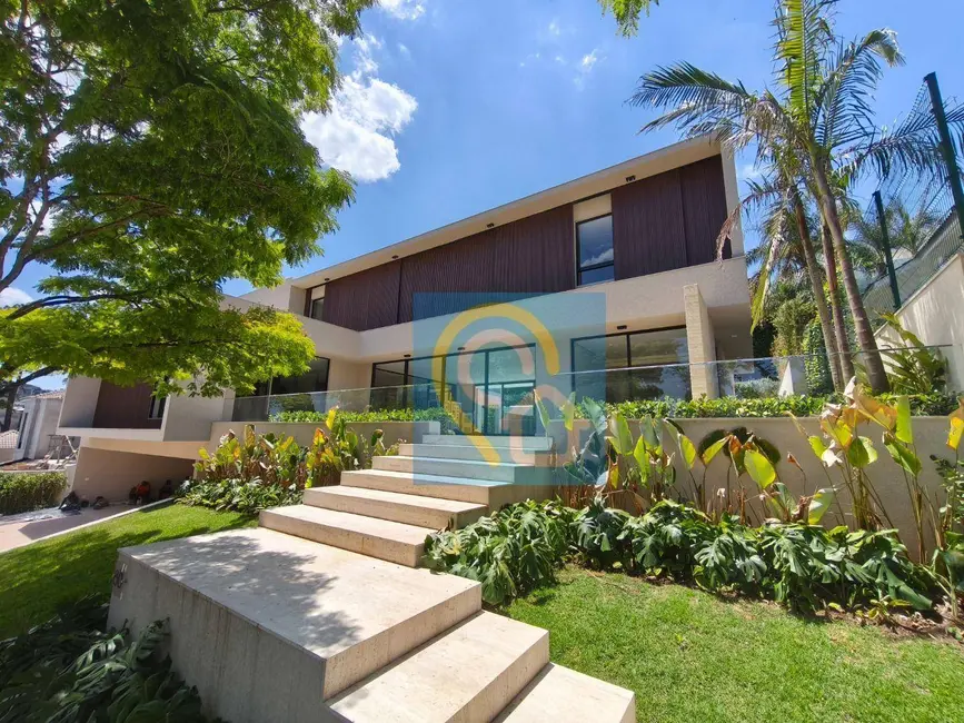 Casa de Condomínio com 5 quartos à venda, 1280m2 em Santana De Parnaiba - SP - imagem 1 Foto 1 de Casa de Condomínio com 5 quartos à venda, 1280m2 em Santana De Parnaiba - SP