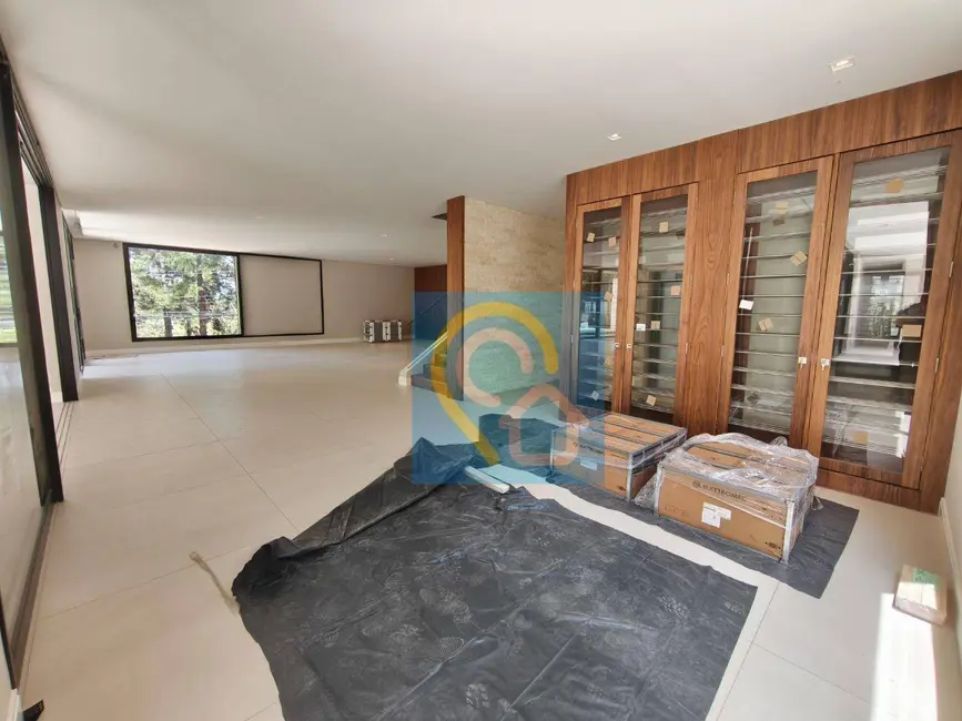 Casa de Condomínio com 5 quartos à venda, 1280m2 em Santana De Parnaiba - SP - imagem 9 Foto 9 de Casa de Condomínio com 5 quartos à venda, 1280m2 em Santana De Parnaiba - SP