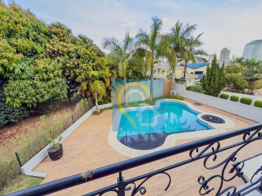 Foto 2 de Casa de Condomínio com 4 quartos para alugar, 800m2 em Santana De Parnaiba - SP