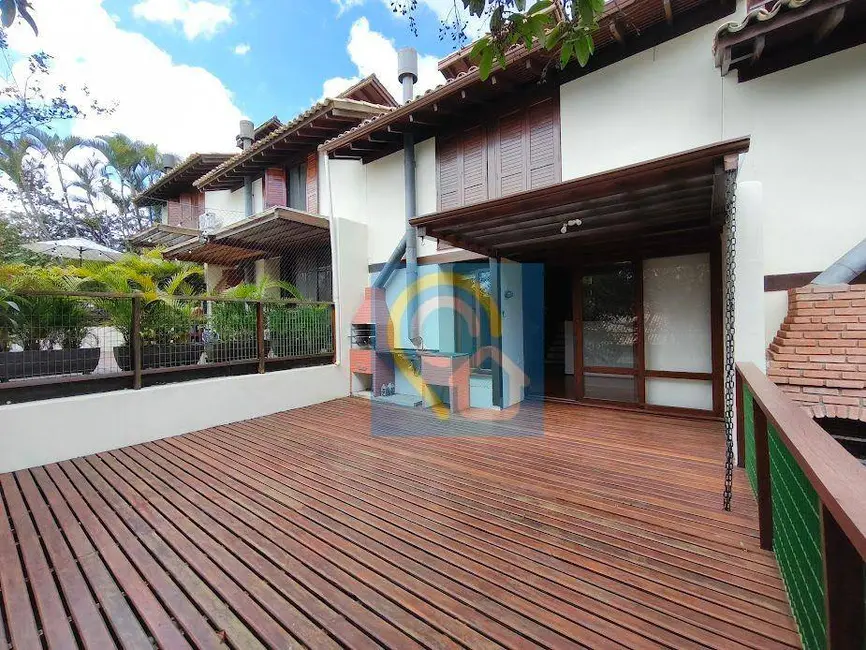 Foto 2 de Casa de Condomínio com 3 quartos para alugar, 161m2 em Santana De Parnaiba - SP