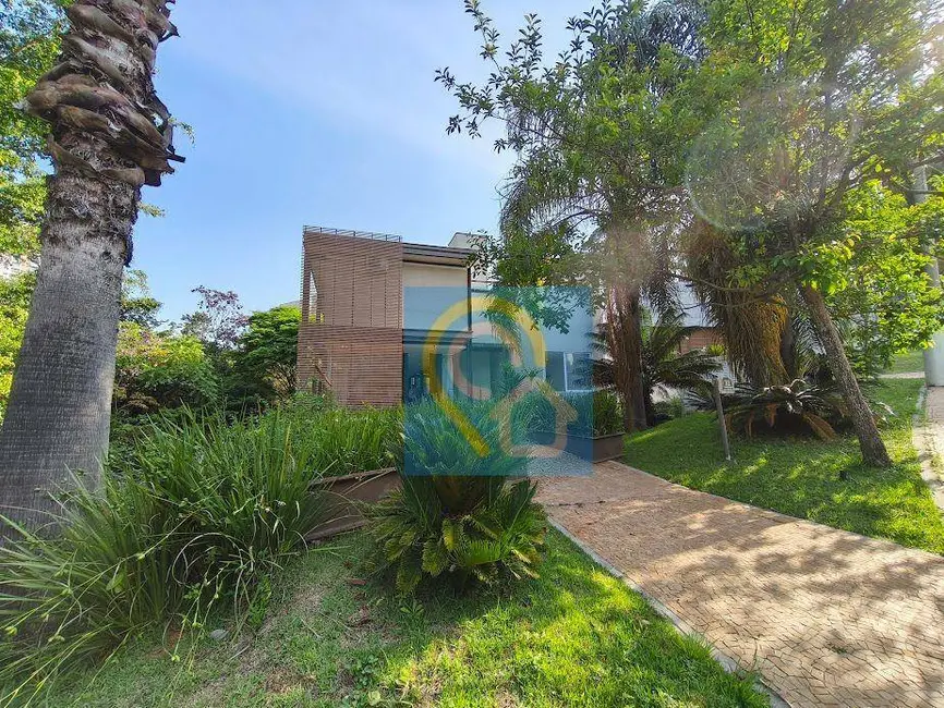 Casa de Condomínio com 4 quartos à venda, 1100m2 em Santana De Parnaiba - SP - imagem 1 Foto 1 de Casa de Condomínio com 4 quartos à venda, 1100m2 em Santana De Parnaiba - SP