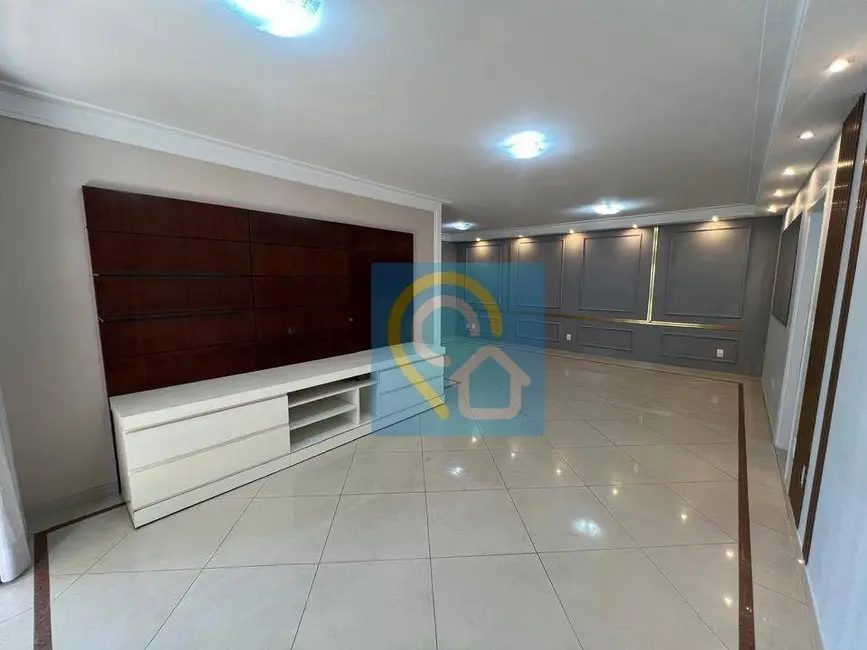 Apartamento com 4 quartos para alugar, 177m2 em Alphaville Industrial, Barueri - SP - imagem 1 Foto 1 de Apartamento com 4 quartos para alugar, 177m2 em Alphaville Industrial, Barueri - SP