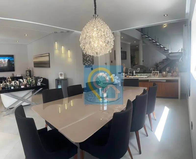 Casa de Condomínio com 3 quartos à venda, 367m2 em Santana De Parnaiba - SP - imagem 3 Foto 3 de Casa de Condomínio com 3 quartos à venda, 367m2 em Santana De Parnaiba - SP