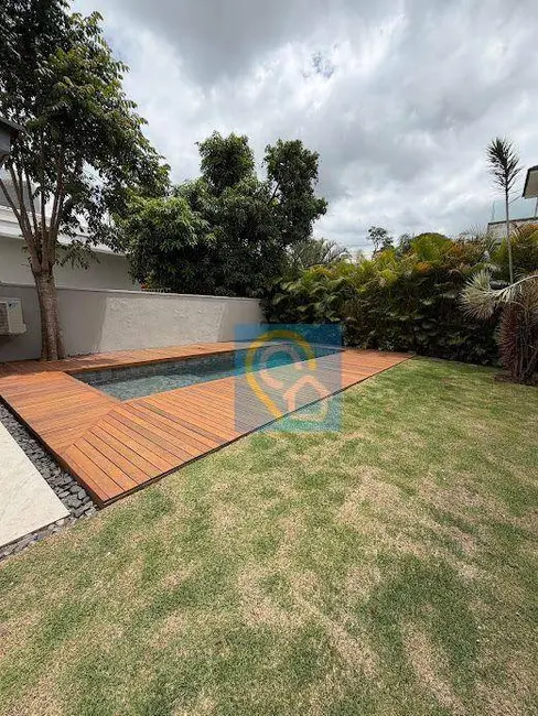 Casa de Condomínio com 5 quartos à venda, 640m2 em Barueri - SP - imagem 4 Foto 4 de Casa de Condomínio com 5 quartos à venda, 640m2 em Barueri - SP