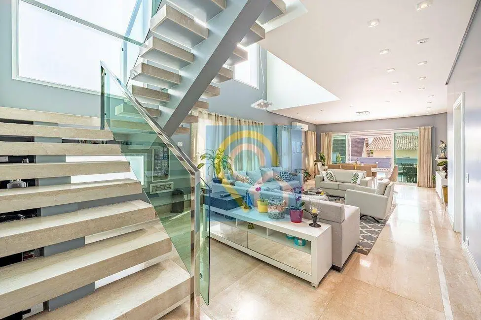 Foto 4 de Casa de Condomínio com 4 quartos à venda, 360m2 em Santana De Parnaiba - SP