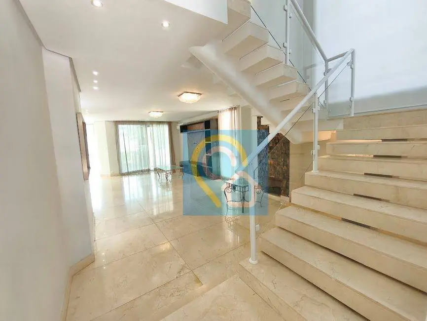 Foto 2 de Casa de Condomínio com 4 quartos para alugar, 455m2 em Santana De Parnaiba - SP