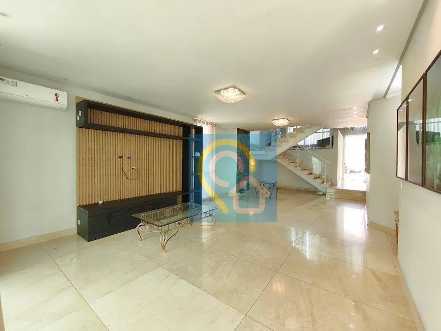 Foto 4 de Casa de Condomínio com 4 quartos para alugar, 455m2 em Santana De Parnaiba - SP