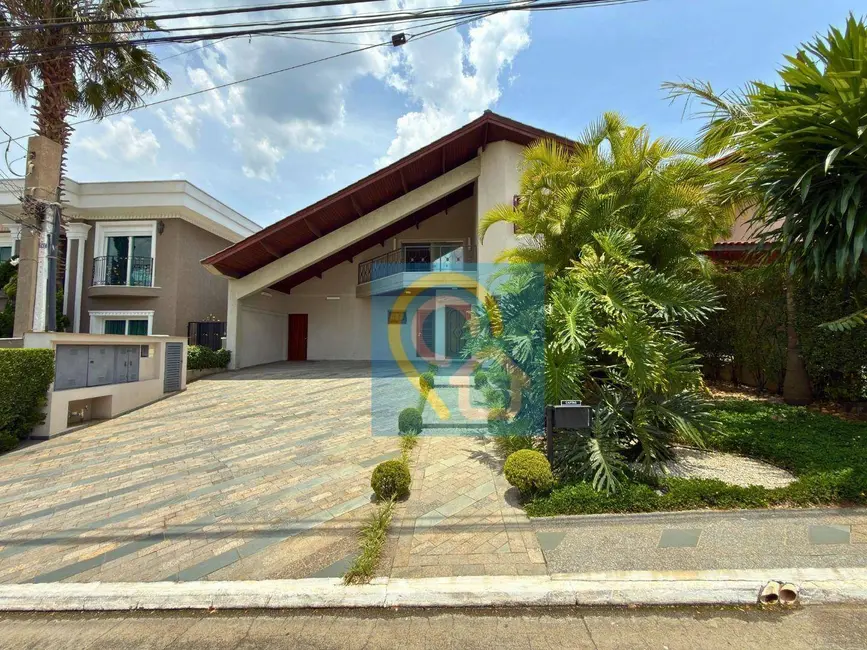 Foto 1 de Casa de Condomínio com 3 quartos à venda, 490m2 em Santana De Parnaiba - SP