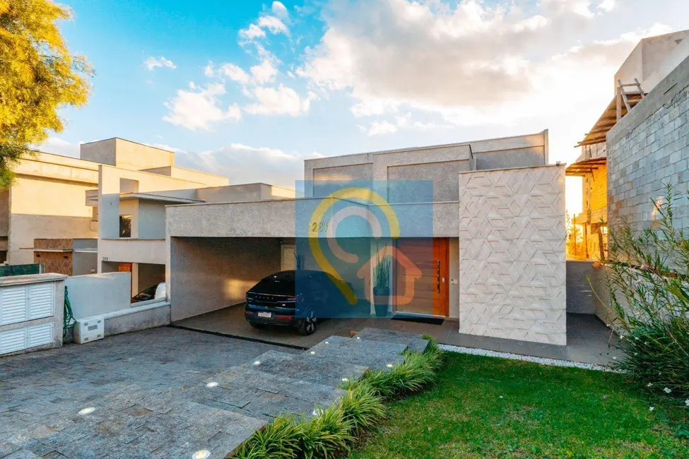 Casa de Condomínio com 4 quartos à venda, 360m2 em Santana De Parnaiba - SP - imagem 2 Foto 2 de Casa de Condomínio com 4 quartos à venda, 360m2 em Santana De Parnaiba - SP