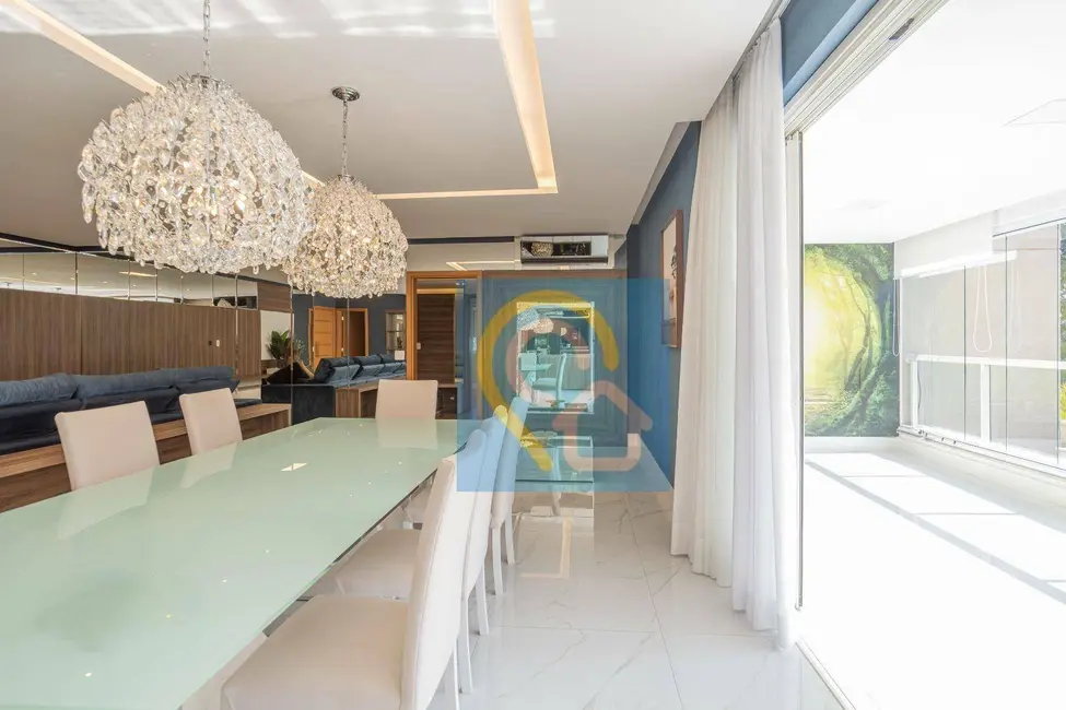 Foto 4 de Apartamento com 3 quartos à venda, 224m2 em Santana De Parnaiba - SP