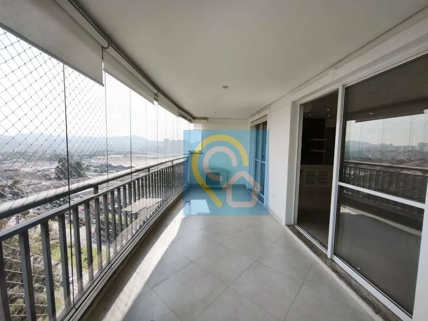 Apartamento com 3 quartos para alugar, 165m2 em Alphaville Industrial, Barueri - SP - imagem 7 Foto 7 de Apartamento com 3 quartos para alugar, 165m2 em Alphaville Industrial, Barueri - SP