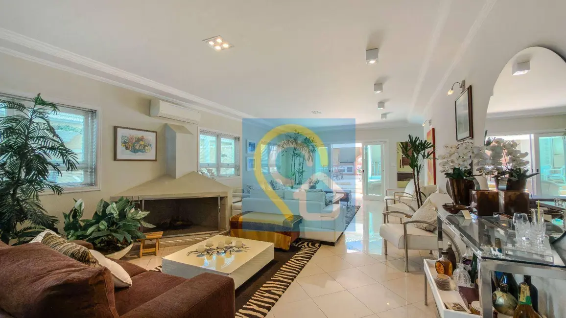 Foto 3 de Casa de Condomínio com 4 quartos à venda, 377m2 em Santana De Parnaiba - SP