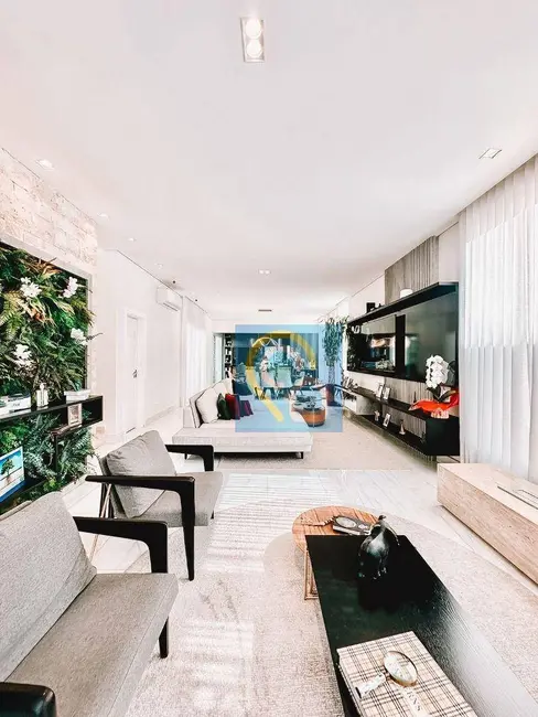 Casa de Condomínio com 4 quartos à venda, 441m2 em Santana De Parnaiba - SP - imagem 3 Foto 3 de Casa de Condomínio com 4 quartos à venda, 441m2 em Santana De Parnaiba - SP