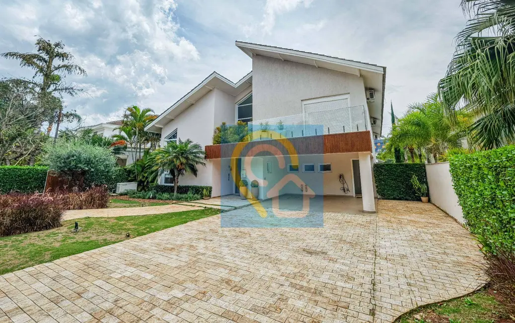 Foto 1 de Casa de Condomínio com 4 quartos para alugar, 665m2 em Santana De Parnaiba - SP