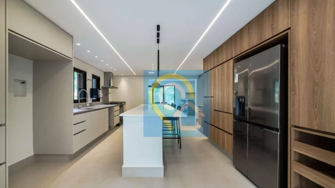 Foto 3 de Casa de Condomínio com 4 quartos para alugar, 1479m2 em Residencial Tamboré, Barueri - SP