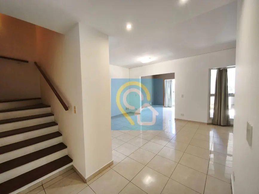 Foto 4 de Casa de Condomínio com 3 quartos para alugar, 180m2 em Tamboré, Santana De Parnaiba - SP