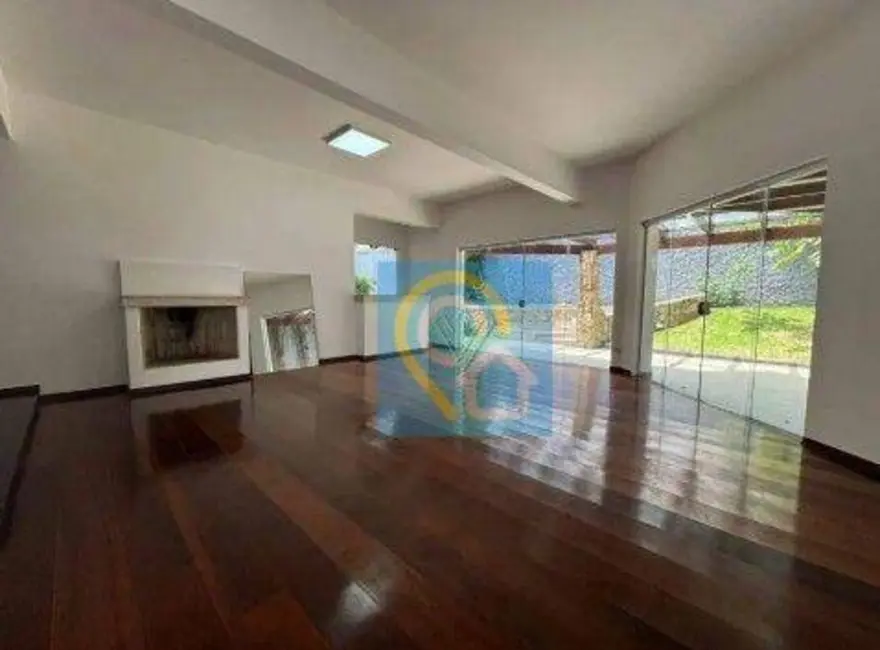 Casa de Condomínio com 4 quartos à venda, 608m2 em Barueri - SP - imagem 4 Foto 4 de Casa de Condomínio com 4 quartos à venda, 608m2 em Barueri - SP