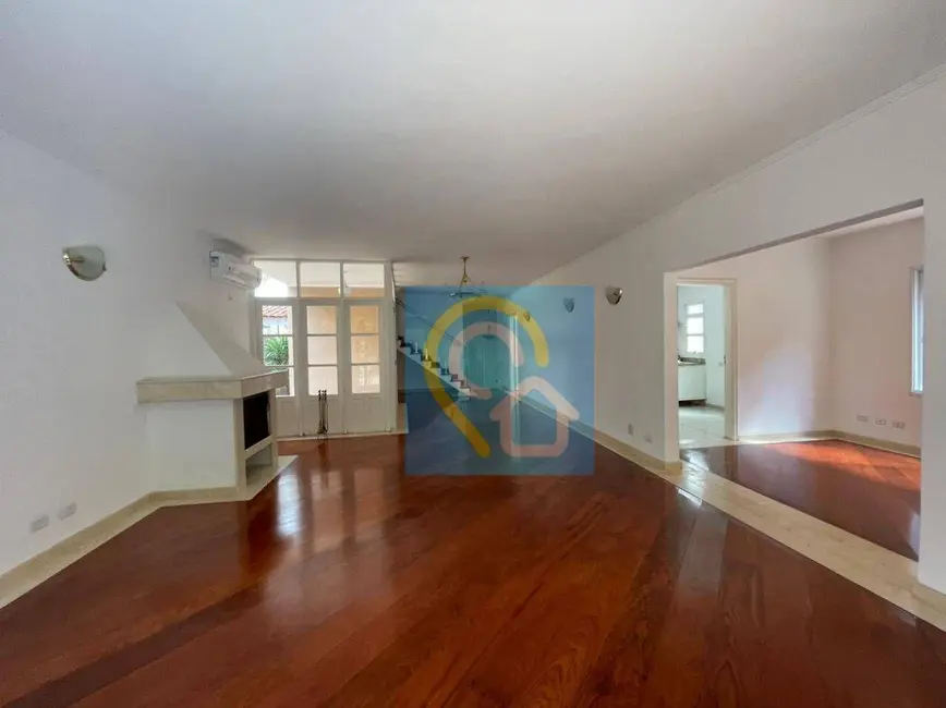 Foto 5 de Casa de Condomínio com 3 quartos à venda e para alugar, 360m2 em Santana De Parnaiba - SP