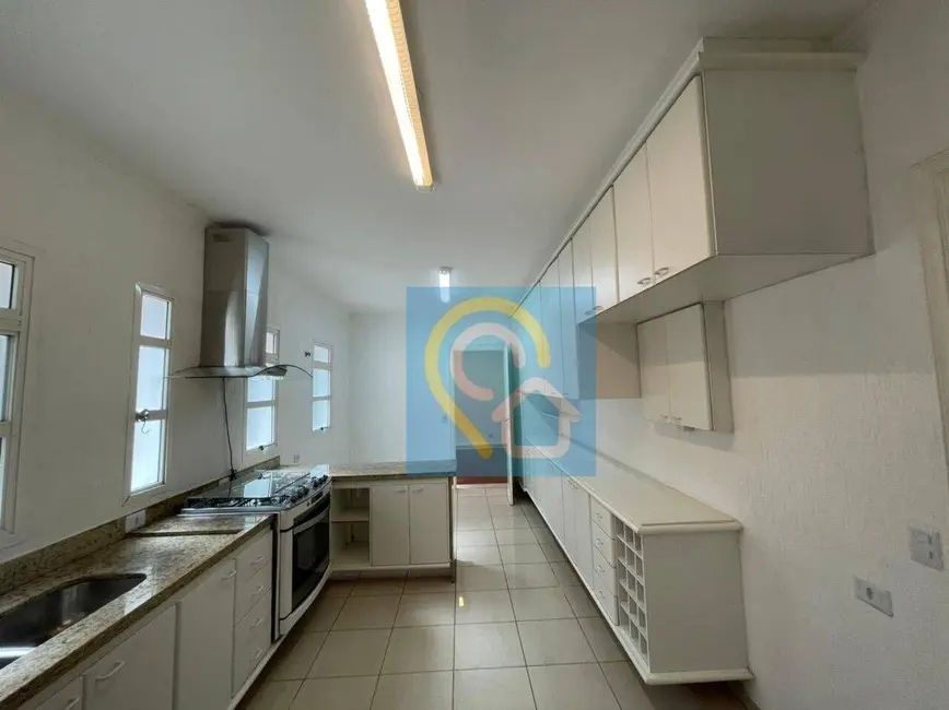 Foto 9 de Casa de Condomínio com 3 quartos à venda e para alugar, 360m2 em Santana De Parnaiba - SP