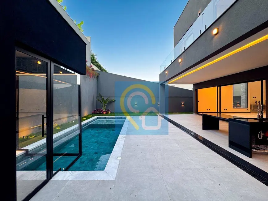 Foto 2 de Casa de Condomínio com 4 quartos à venda, 435m2 em Santana De Parnaiba - SP