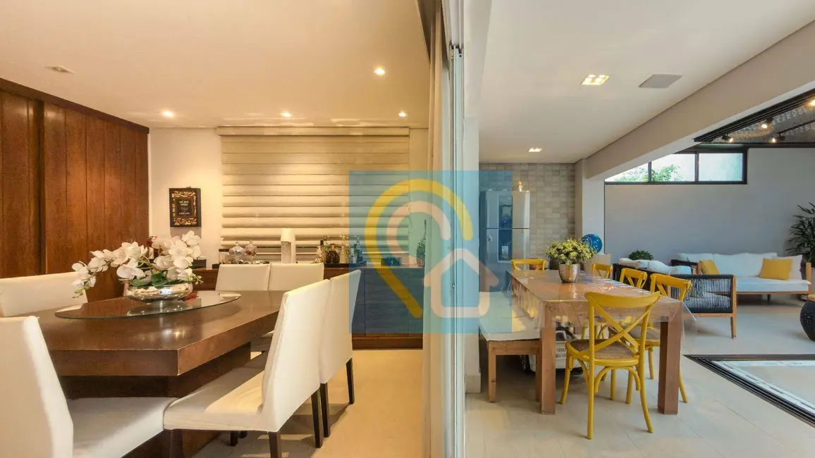 Foto 8 de Casa de Condomínio com 4 quartos à venda, 290m2 em Santana De Parnaiba - SP