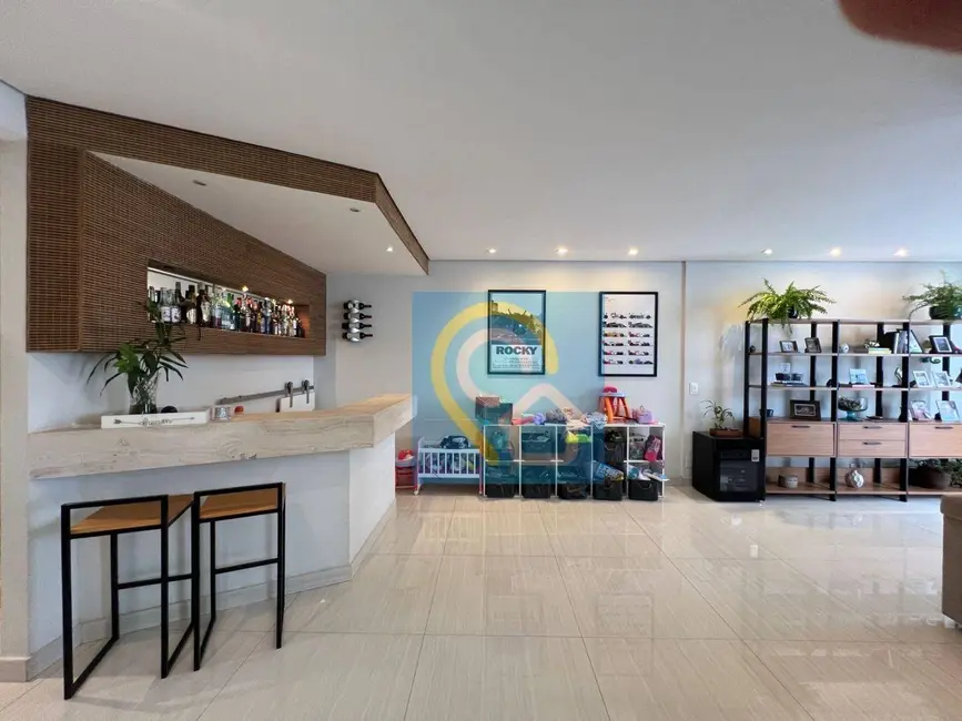 Casa de Condomínio com 4 quartos à venda, 180m2 em Santana De Parnaiba - SP - imagem 9 Foto 9 de Casa de Condomínio com 4 quartos à venda, 180m2 em Santana De Parnaiba - SP