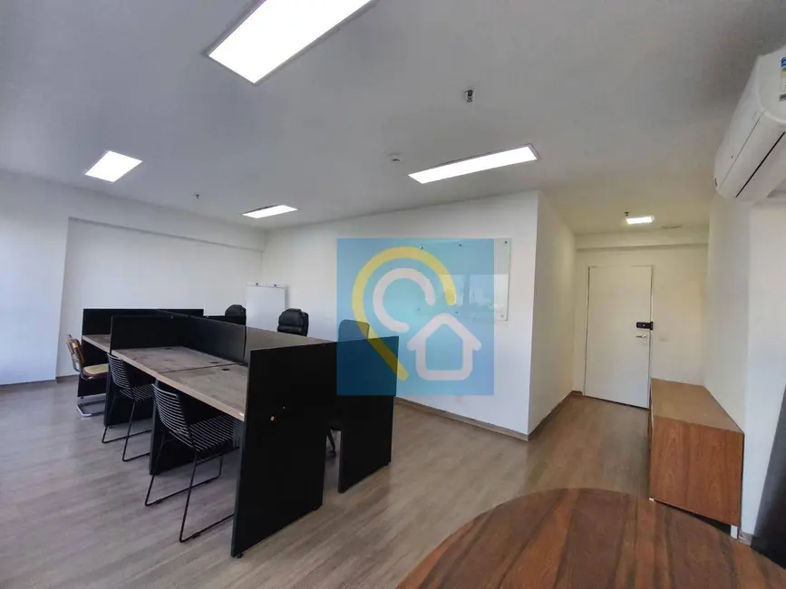 Foto 1 de Sala Comercial para alugar, 43m2 em Alphaville Empresarial, Barueri - SP