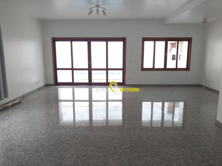 Foto 3 de Casa de Condomínio com 4 quartos para alugar, 360m2 em Santana De Parnaiba - SP